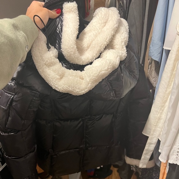 S13 Black faux fur Sherpa trimmed Callie puffer EUC - Picture 8 of 8